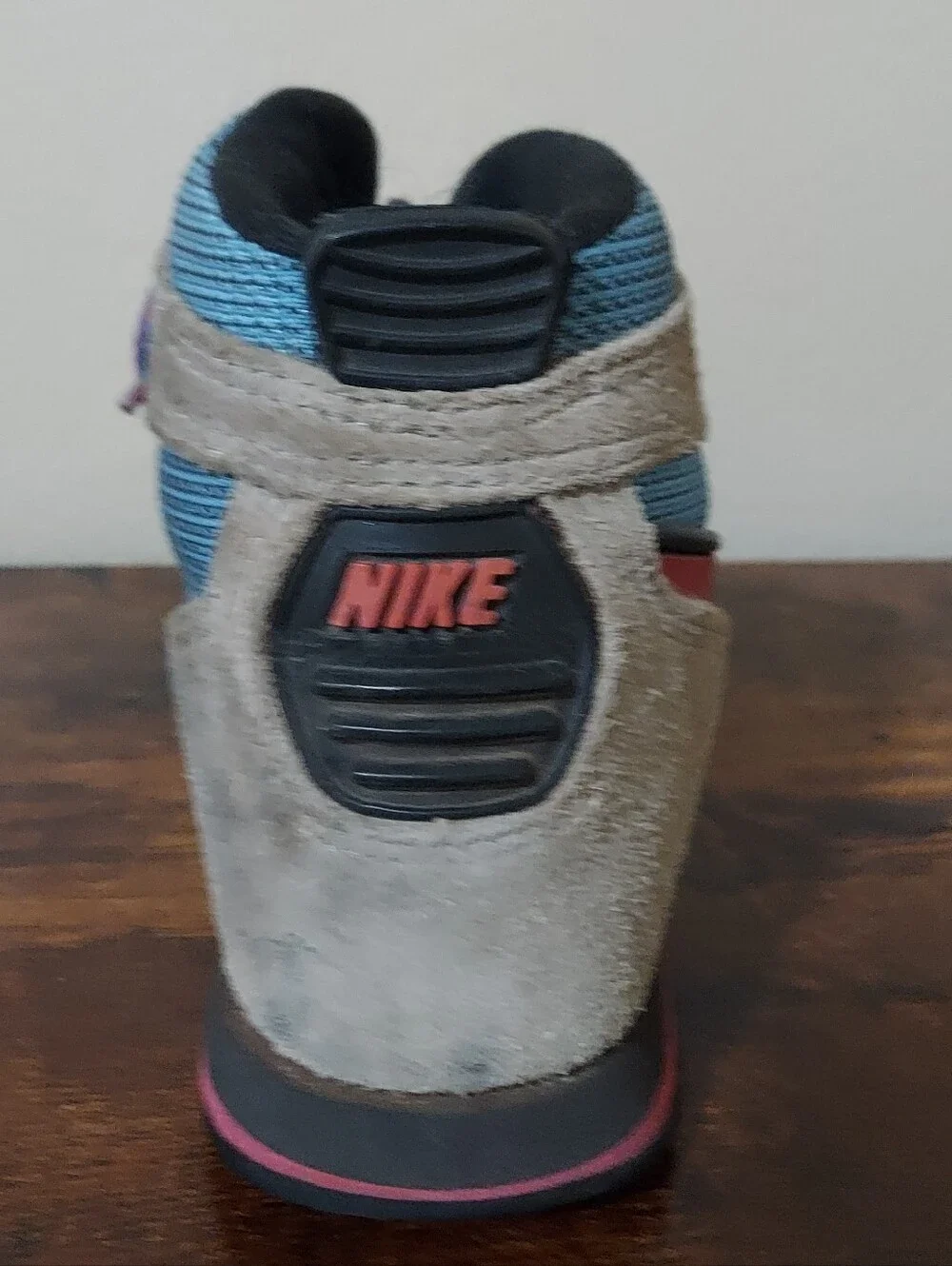 Vintage 80's 90's OG Nike lava High hiking Boots womens size 9
